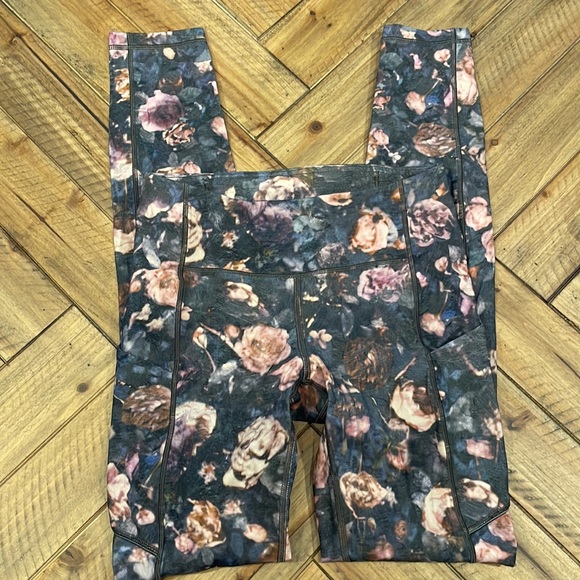 Lululemon Floral Workout Leggings Pants - Picture 3 of 6